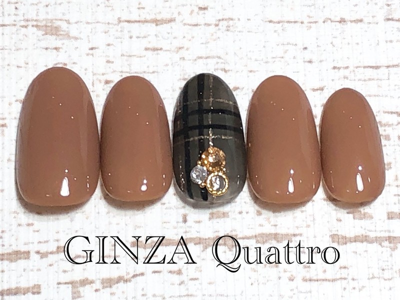Nail Salon Ginza Quattro 銀座店 ネイル サロン ギンザ クワトロ