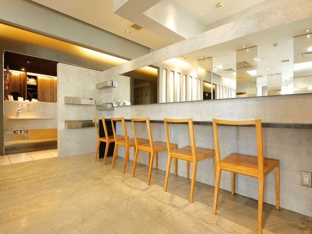 Cura | 原宿のヘアサロン