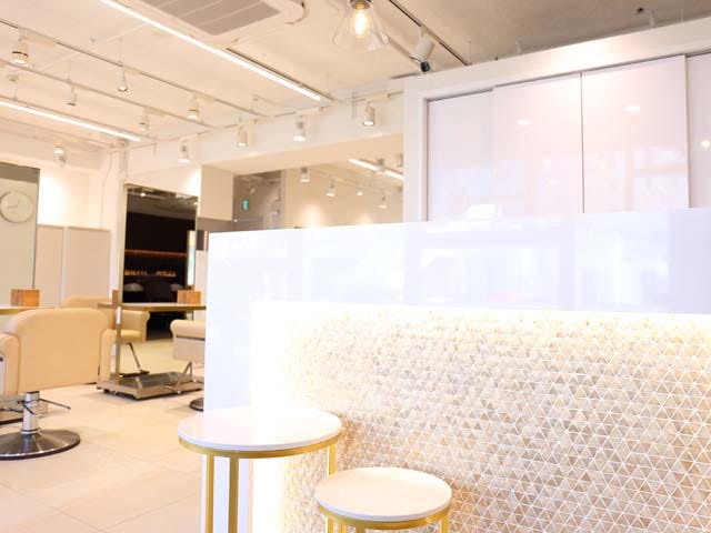 ＆STORIES | 原宿のヘアサロン