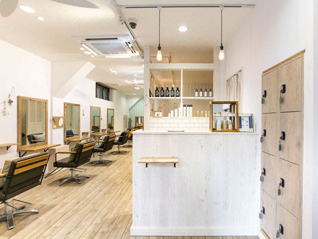 Kum 川越 | 川越のヘアサロン