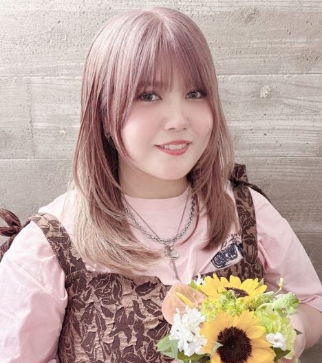 戸屋 歩美