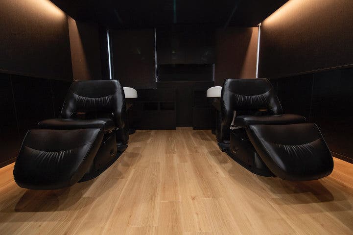 VLISS | 表参道のヘアサロン