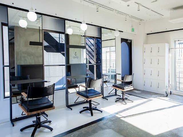 TROIS EPIS トロワエピ  表参道店 | 表参道のヘアサロン