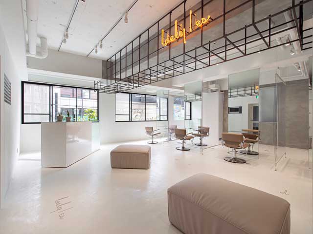 Loely by es | 立川のヘアサロン