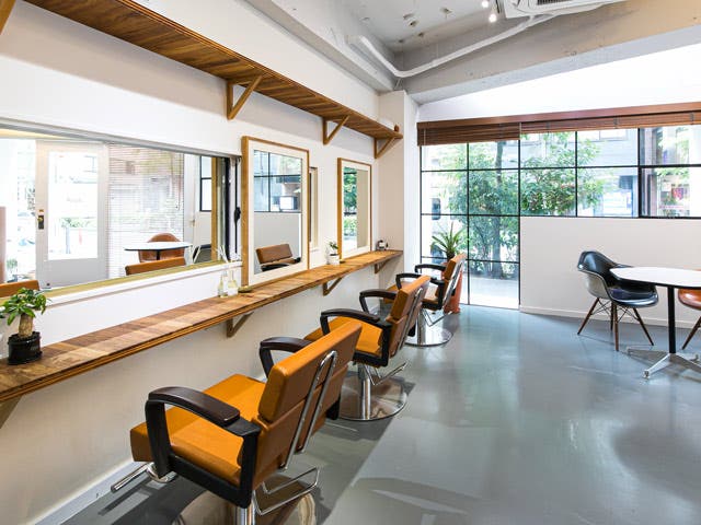 Royd | 新宿のヘアサロン