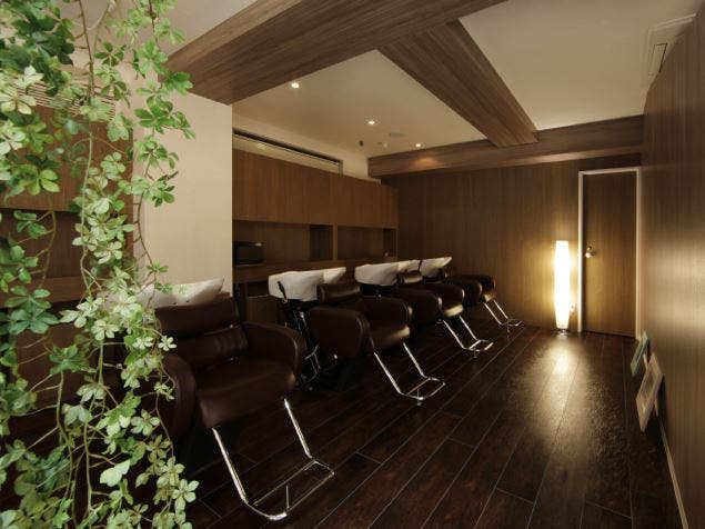 divine 船橋店 | 船橋のヘアサロン