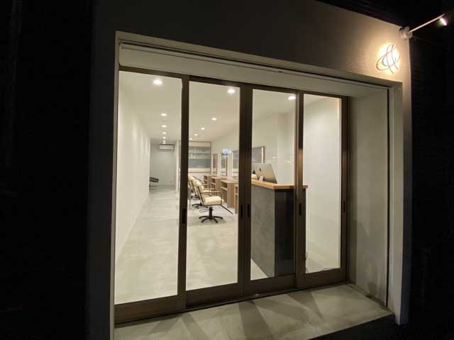 【＆】新高円寺駅前店 | 高円寺のヘアサロン