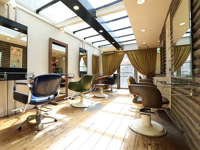 AW | 代官山のヘアサロン