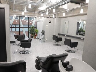 Endearing | 銀座のヘアサロン