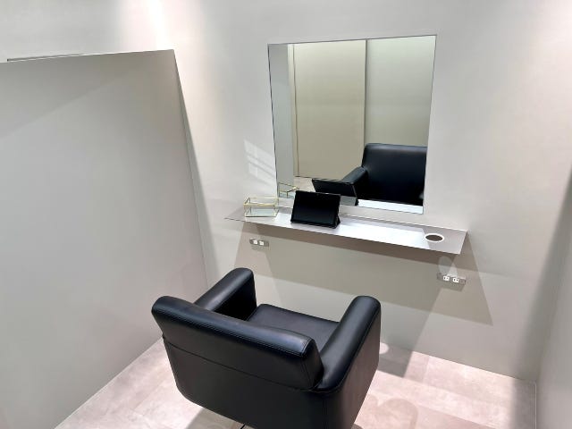 ANTEQUE | 妙典のヘアサロン