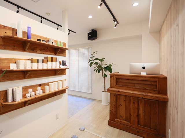 LAKA TOCCA | 恵比寿のヘアサロン