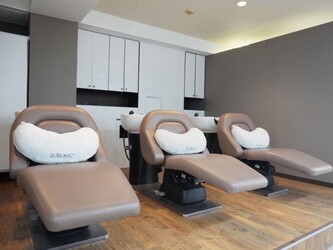 Ammy GINZA | 銀座のヘアサロン Ammy GINZA | 銀座のヘアサロン