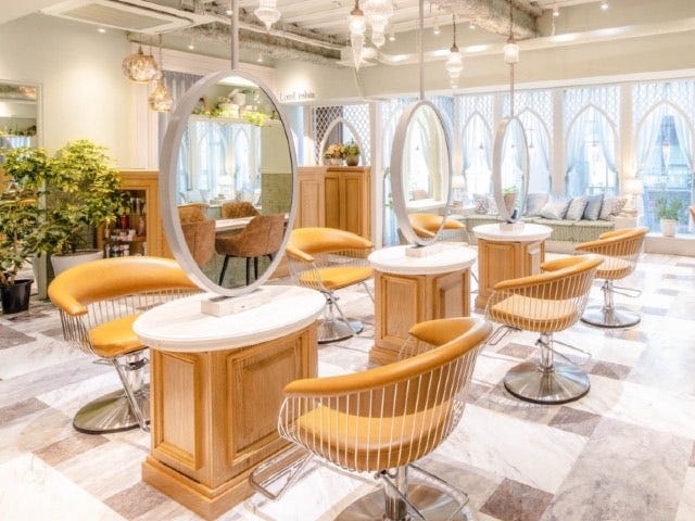 Lond robin 栄 | 栄/矢場町のヘアサロン