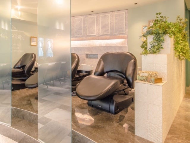 Lond robin 栄 | 栄/矢場町のヘアサロン