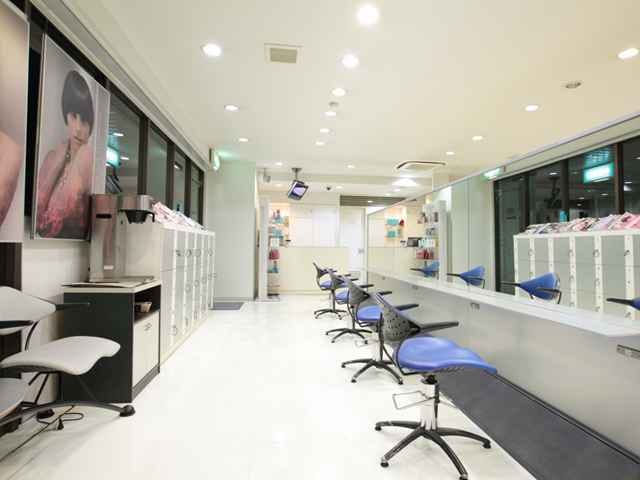 TONI＆GUY NAGOYA | 栄/矢場町のヘアサロン