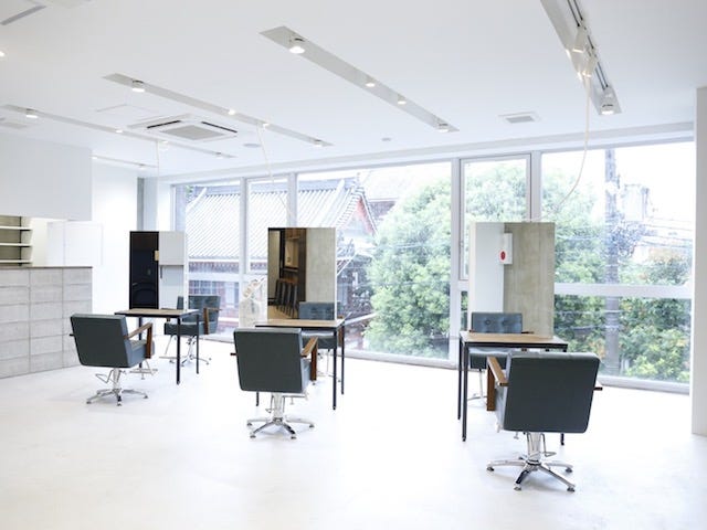 ill | 栄/矢場町のヘアサロン