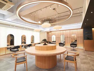 REFINED | 銀座のヘアサロン