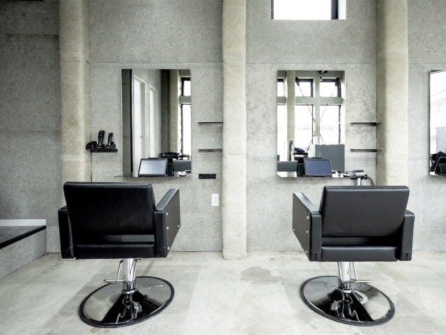 OVER三軒茶屋 | 三軒茶屋のヘアサロン