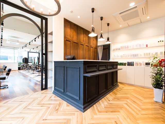 REGINA Tri'or | 川口のヘアサロン REGINA Tri'or | 川口のヘアサロン