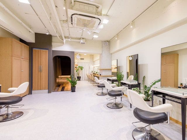 PRIMA | 新宿のヘアサロン