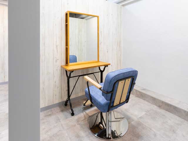 hair + resort lagoon | 池袋のヘアサロン