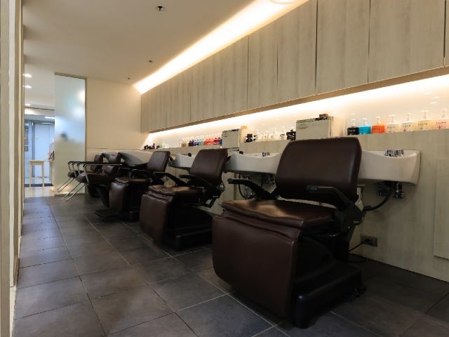 クロード・モネ 新宿店 | 新宿のヘアサロン クロード・モネ 新宿店 | 新宿のヘアサロン