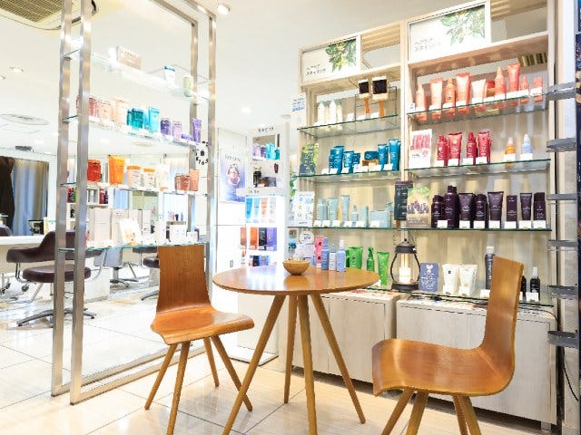 クロード・モネ 新宿店 | 新宿のヘアサロン クロード・モネ 新宿店 | 新宿のヘアサロン