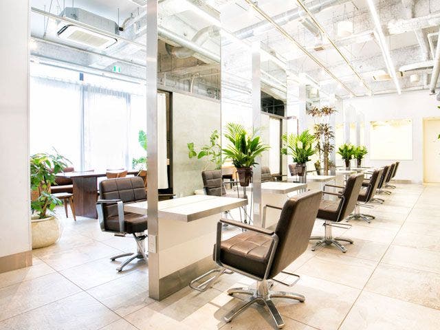 brisa | 表参道のヘアサロン