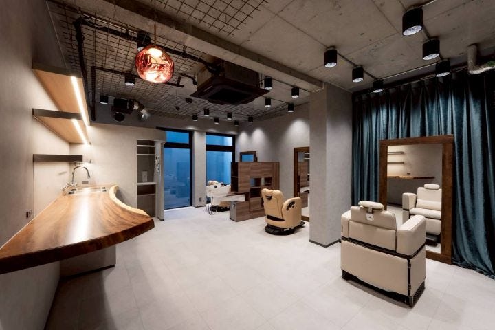 APIS beauty and cure | 表参道のヘアサロン