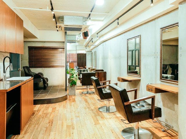 LILIANA | 池袋のヘアサロン