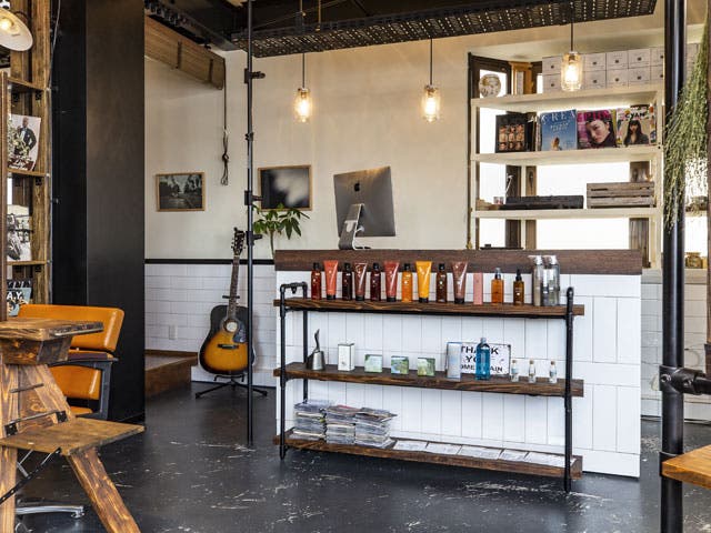 LYON hair & makeup | 表参道のヘアサロン LYON hair & makeup | 表参道のヘアサロン