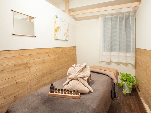 Forest Fol | 新宿のリラクゼーション