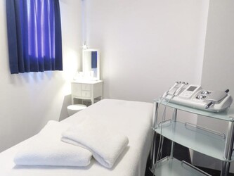 アンチエイジングサロン Re Tone | 池袋のリラクゼーション アンチエイジングサロン Re Tone | 池袋のリラクゼーション