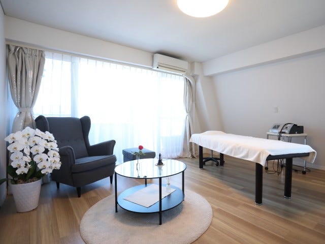 肩甲骨専門エステ＆リンパトリートメント Thela | 吉祥寺のリラクゼーション