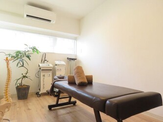 カイロプラクティック・整体・マッサージ REVIVE | 表参道のリラクゼーション