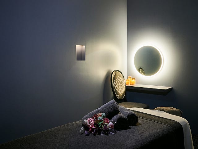 Queensway LUX 東京ミッドタウン八重洲店 | 東京のリラクゼーション