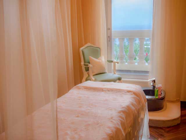 CREER DU SPA エグゼス店（クレエ デュ スパ エグゼステン） | 名護のリラクゼーション