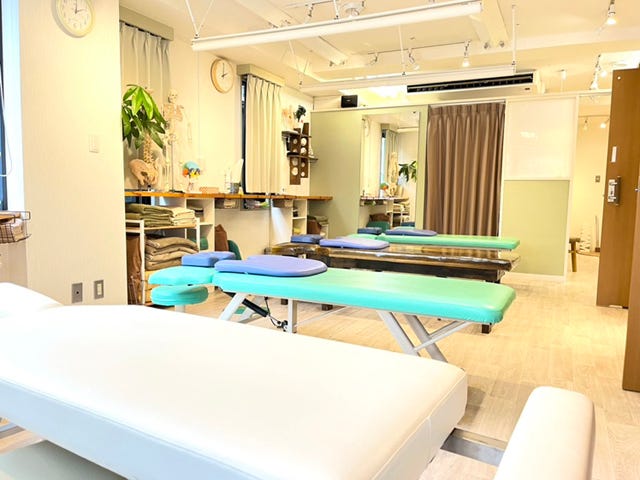 背骨 labo 汐留整体院 | 赤羽のリラクゼーション