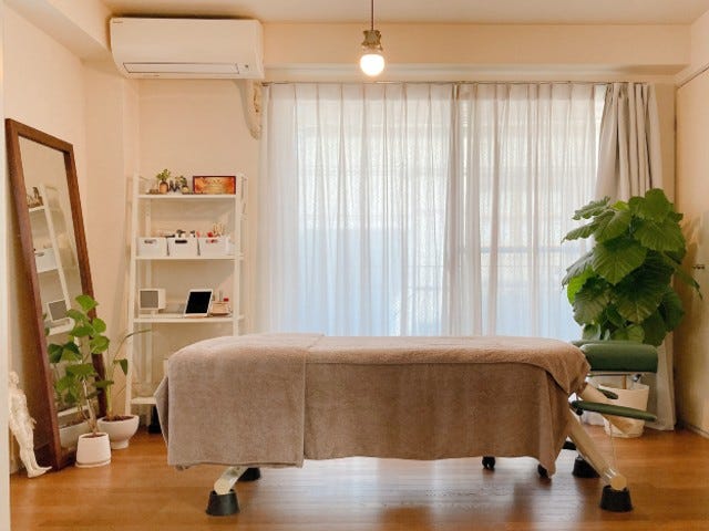 花と月 | 田園調布のリラクゼーション