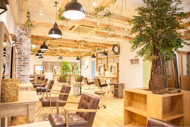 little 心斎橋 | 心斎橋のヘアサロン