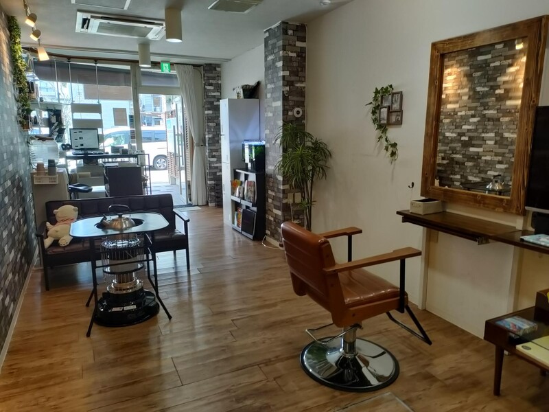 La MERE | 松山のヘアサロン