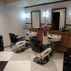 BLUET BarberShop | 三原のヘアサロン