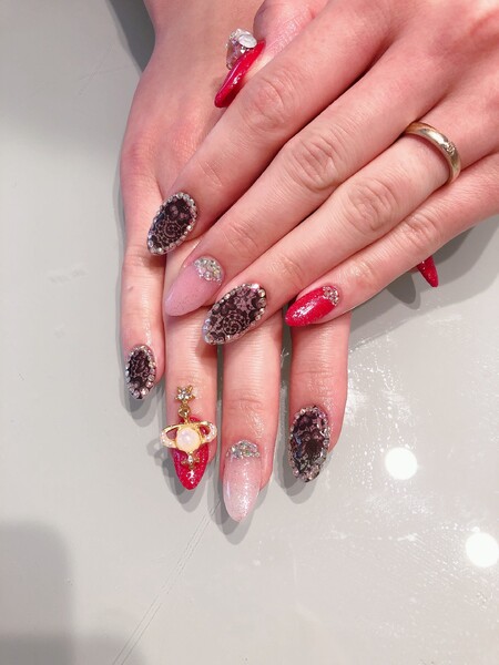 ネイルアトリエ Toiro | 守山のネイルサロン