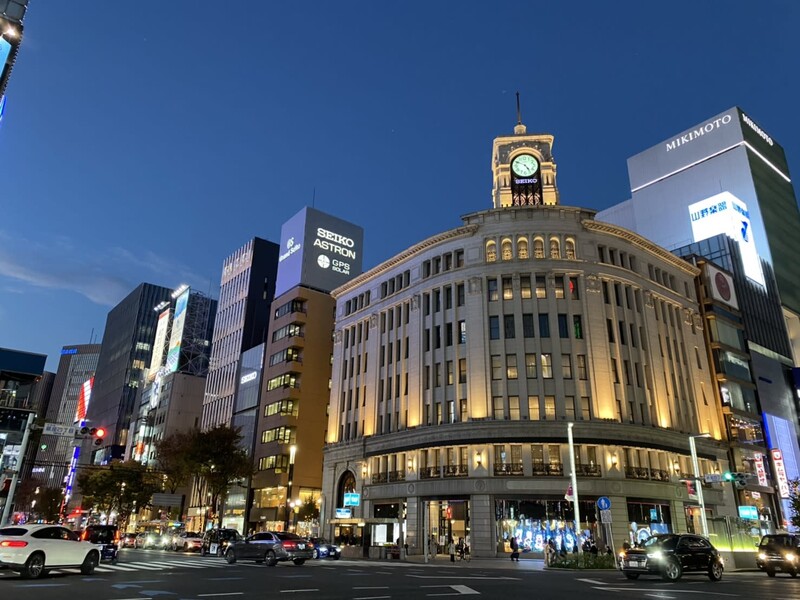 Y's BARBER GINZA LOUNGE | 銀座のヘアサロン