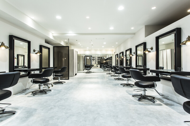 クロードモネ H2O・AVEDA 渋谷ヒカリエshinQs店 | 渋谷のヘアサロン