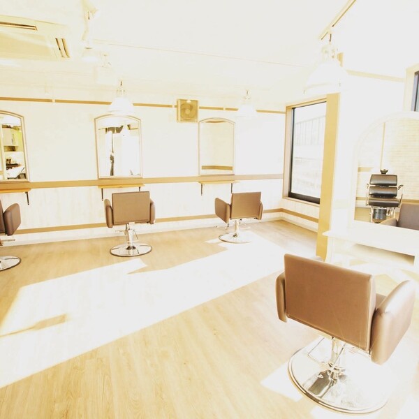 Hair Resort Garden 船橋法典店 by Toronto | 船橋のヘアサロン