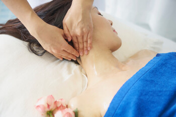 最強アロマトリートメント登場 Palas Atena 表参道 | 表参道のリラクゼーション