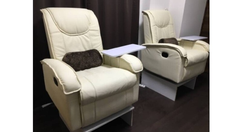 Nail Salon RAYAS | 新宿のネイルサロン