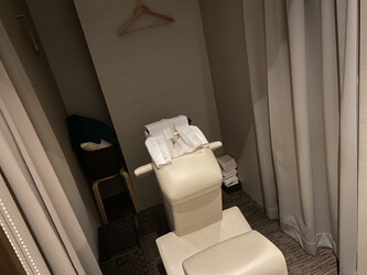 クイーンズウェイ 北千住マルイ | 北千住のリラクゼーション