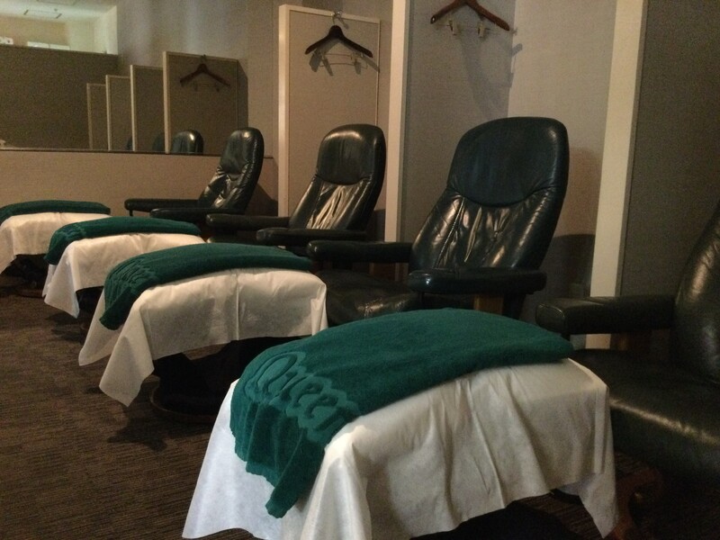 クイーンズウェイ 大阪ディアモール | 梅田のリラクゼーション